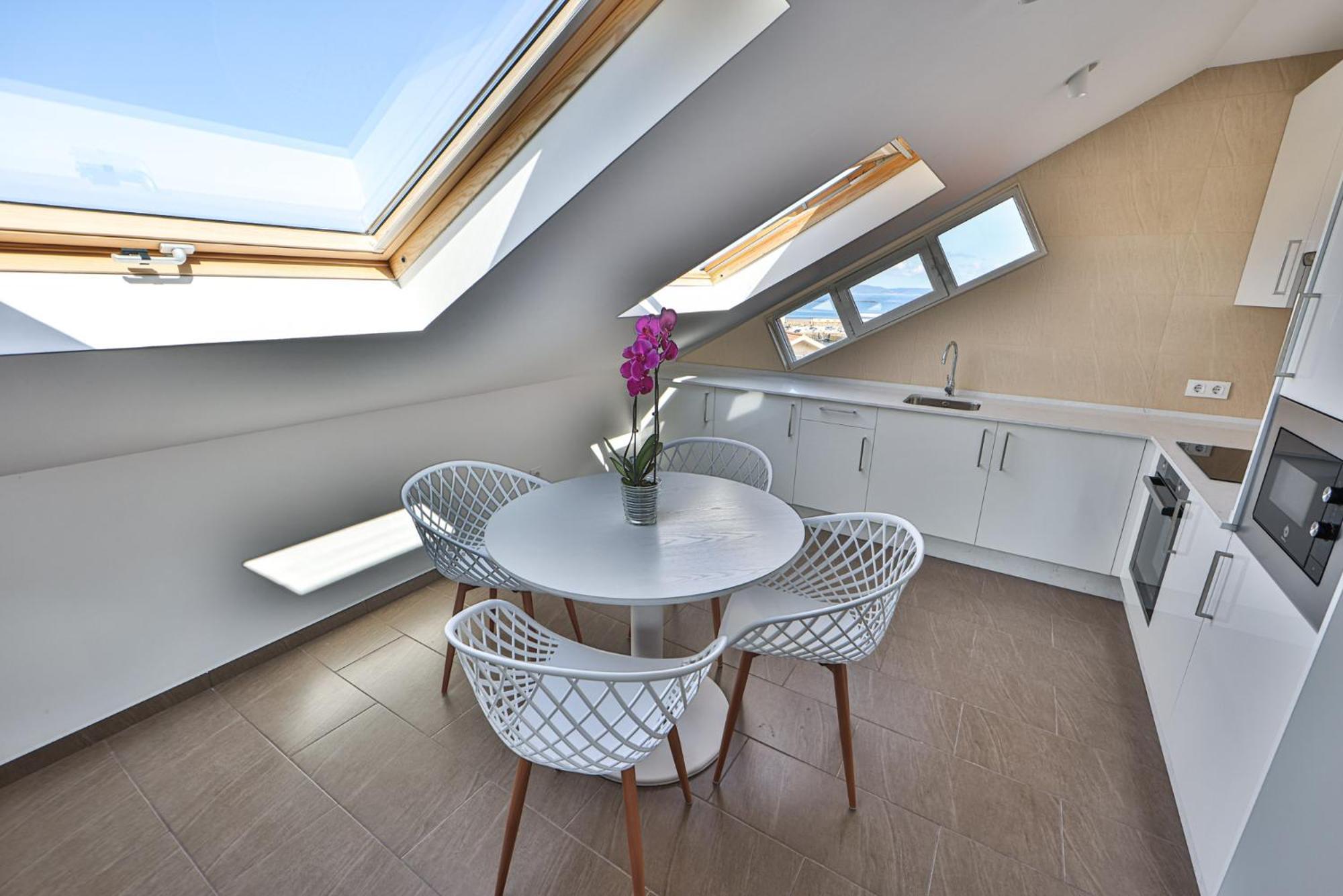 Apartamentos Portocubela Lira  Exteriör bild