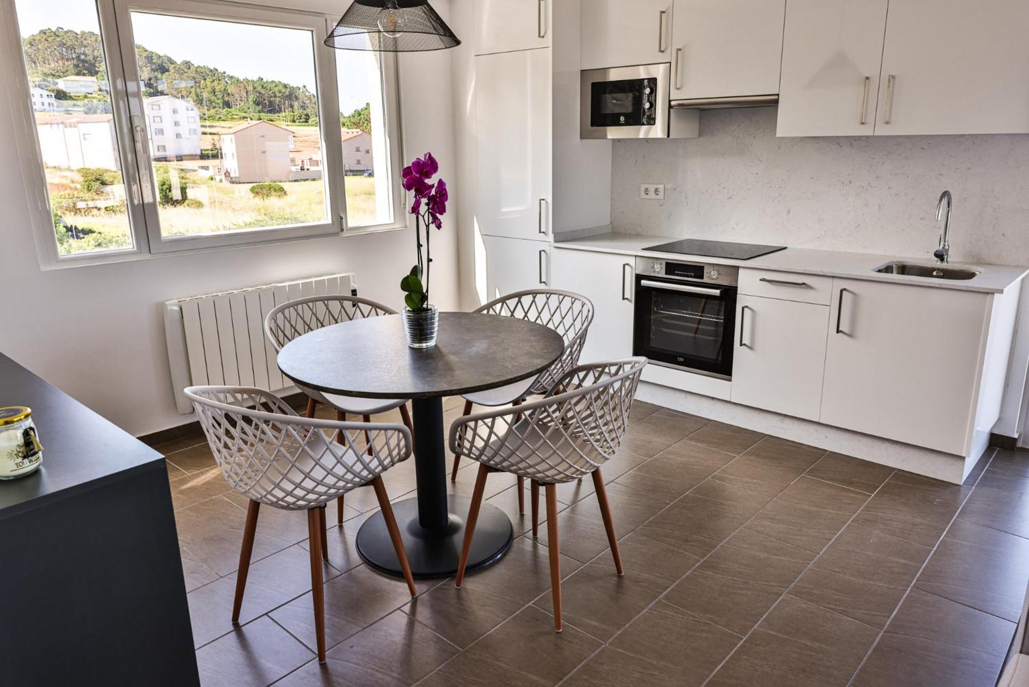Apartamentos Portocubela Lira  Exteriör bild