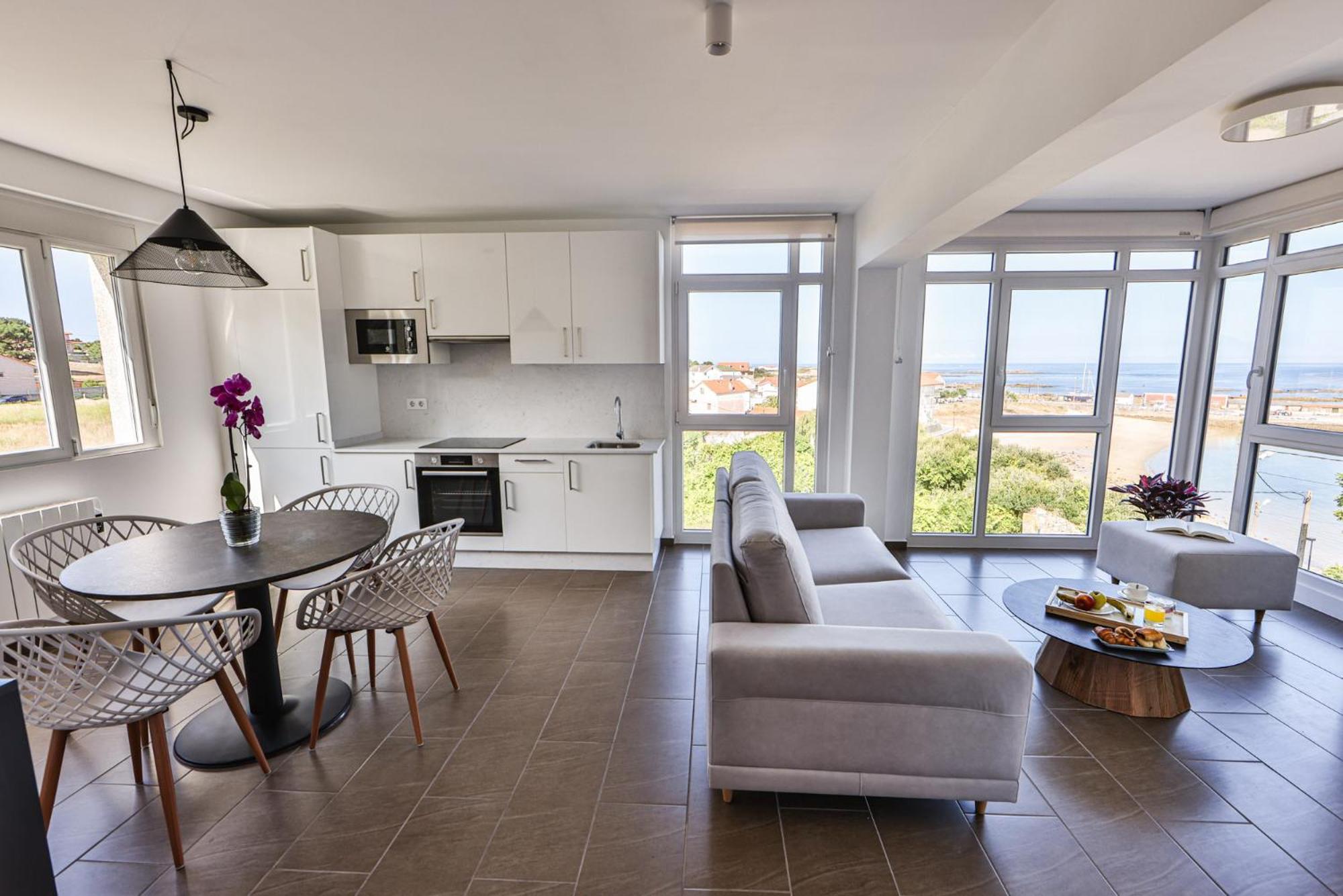 Apartamentos Portocubela Lira  Exteriör bild